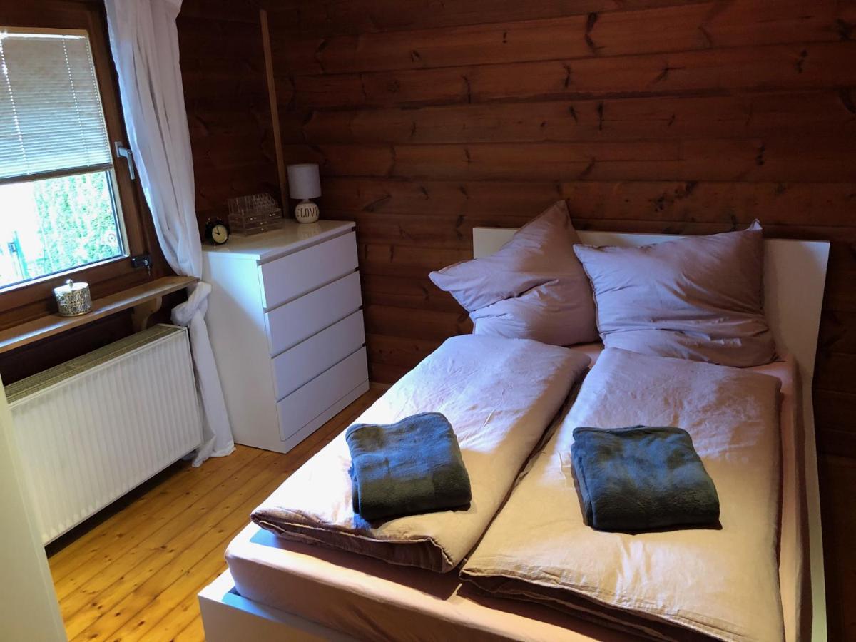 Gemuetliches Holzhaus In Idyllischer Lage Ruppichteroth Exteriör bild