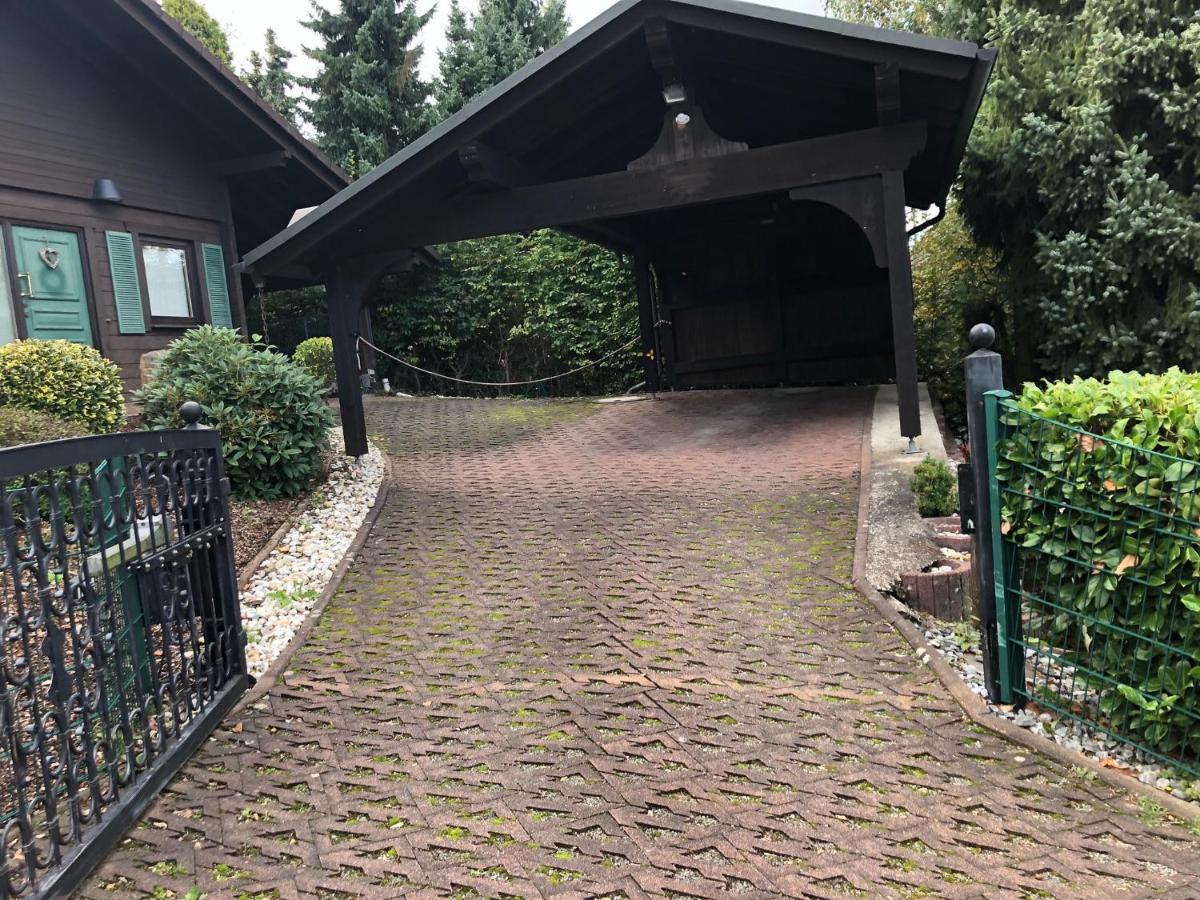 Gemuetliches Holzhaus In Idyllischer Lage Ruppichteroth Exteriör bild