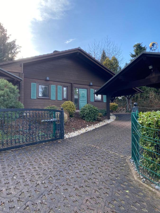 Gemuetliches Holzhaus In Idyllischer Lage Ruppichteroth Exteriör bild